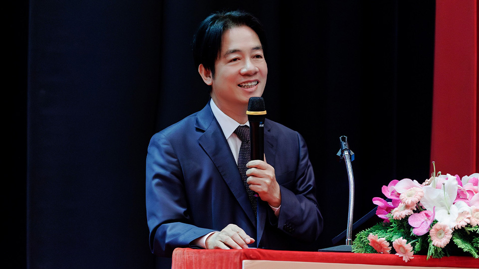 賴清德響應健康飲食　致詞稱「未來改喝低糖珍奶」