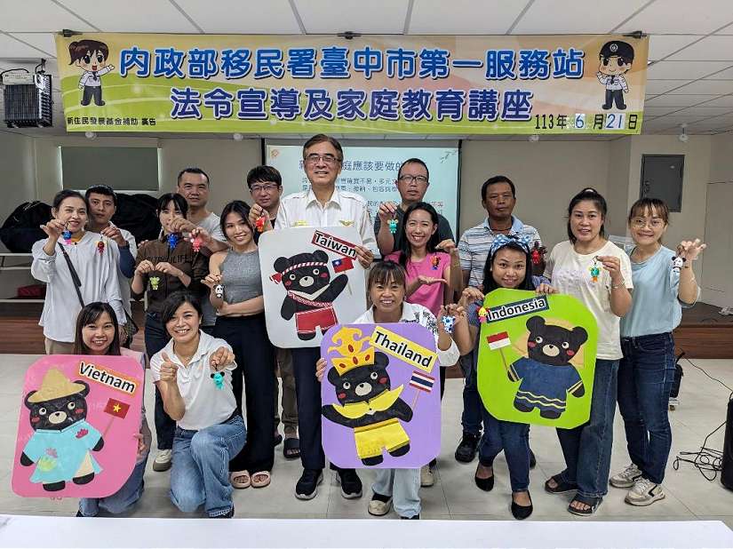 「熊熊愛上你」 新住民彩繪熊表心意