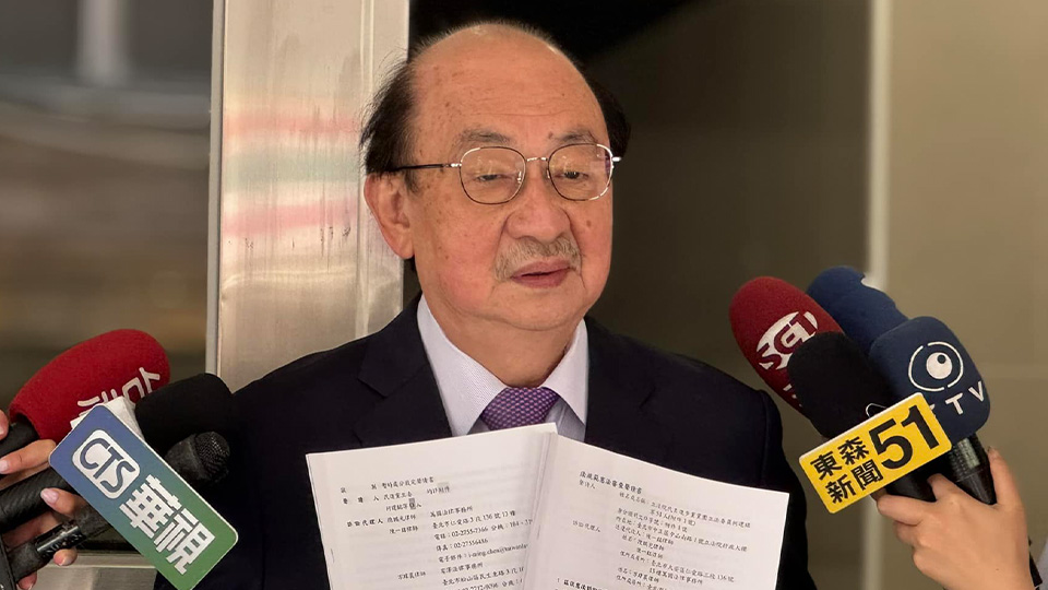 立法院內抽菸全被直播放送 柯建銘被處罰鍰2000元