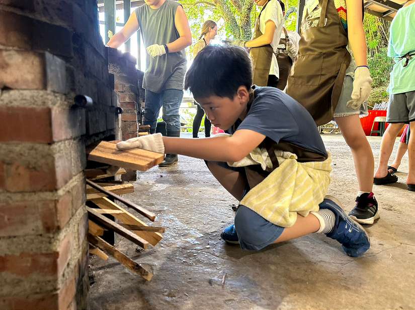 暑假親子出遊 新北遠足生態農場可觀蝙蝠、炕磚窯