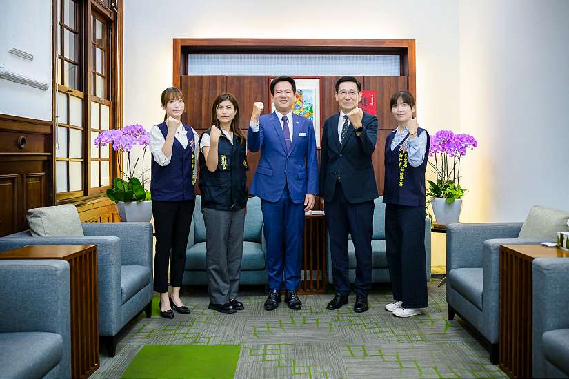 竹市警局人事新氣象 同窗警花拼治安!邱臣遠代理市長勉共同守護婦幼兒少安全
