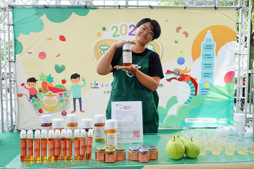 蜂靡台北 農情蜜意,臺北市蜂蜜讓健康與你Bee together