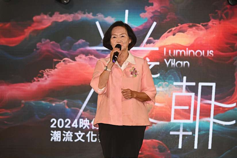 「光之潮」震撼宜蘭!校際聯合舞展熱血青春點燃全場