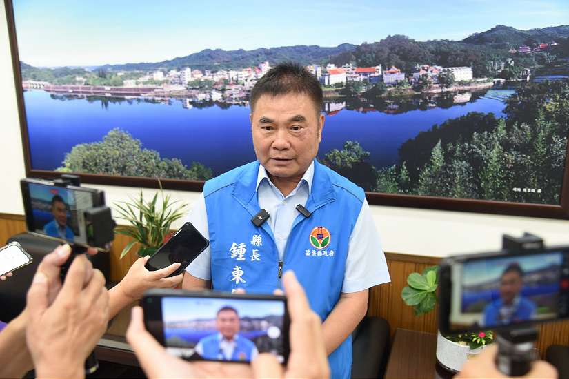 齊廷洹演講受辱不悅事件 縣長率教育處幹部道歉盼未來繼續合作
