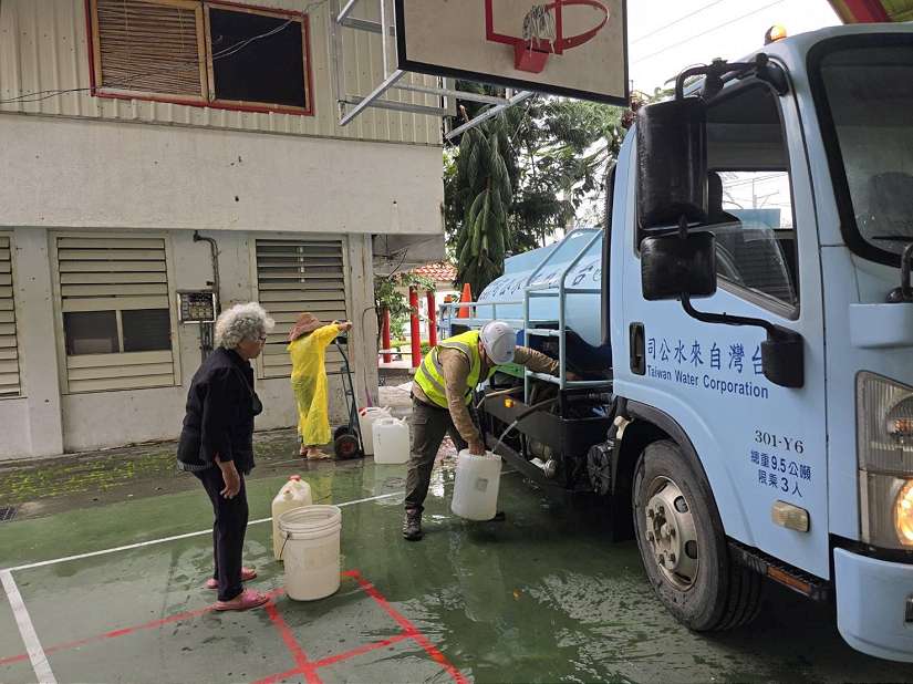強颱康芮侵臺 台水戮力搶災 供水端全面復水