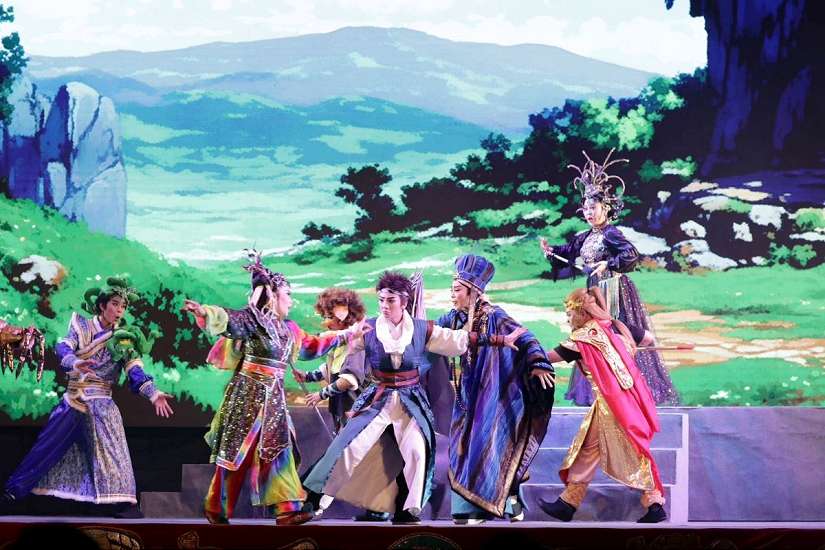 兒童歌仔戲屏東戶外公演 親子熱烈迴響