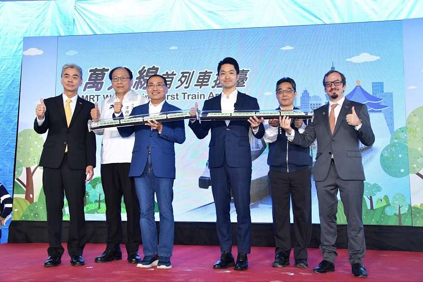 捷運萬大線一期首列電聯車抵臺 蔣萬安：目標2027完工造福雙北市民