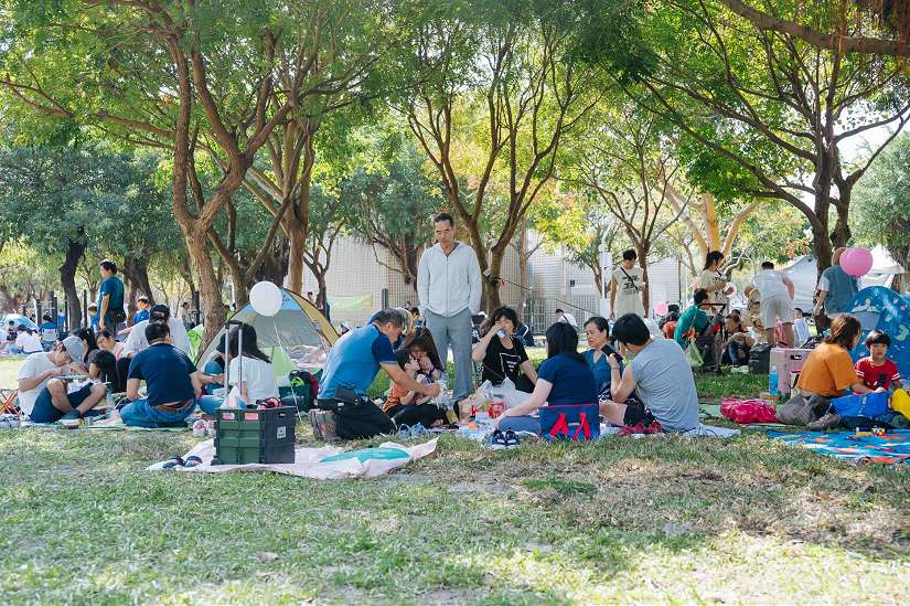 台中市民野餐日再創巔峰!千人民間公會團體嗨翻中央公園