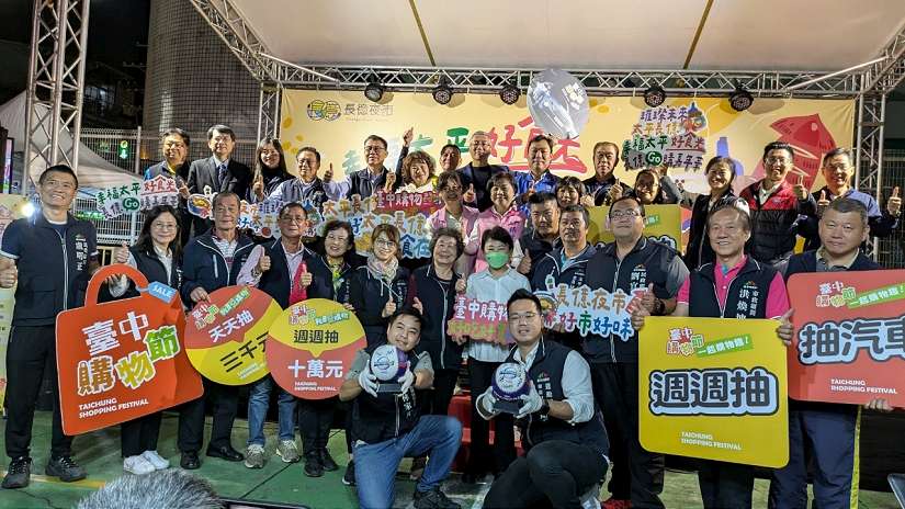 無價之寶、六都首顆冠軍簽名球得主找到了 台中東勢「棒球迷」僅花650元抽中