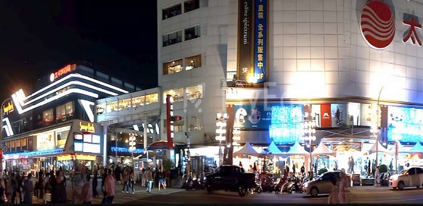 屏東地王在這裡—屏東太平洋百貨!