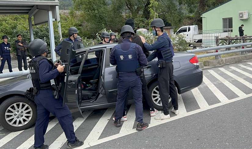 農曆年前關警實施「攔截圍捕演練」 發揮統合力量展現維護治安之決心