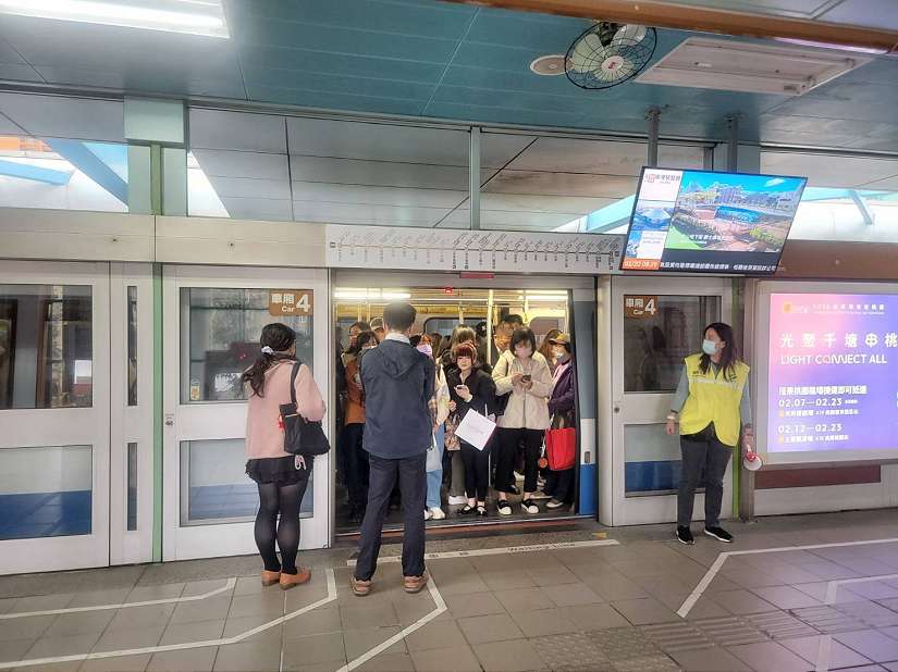 這些行為被媒體和網友喻為搭捷運「四大NG天王」 臺北捷運出動人力加強宣導 呼籲共同維護乘車禮儀