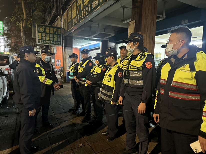 壓制黑道氣焰 文一警結合民力威力掃蕩 淨化農曆春節治安