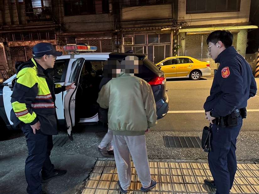 老婆走失警所求助 警耐心協助尋家人