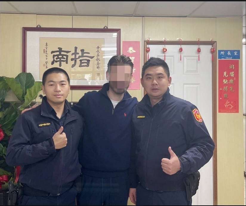 身無分文「警急」馳援!澳男來台渡假 饑寒交迫中暖警伸出援手