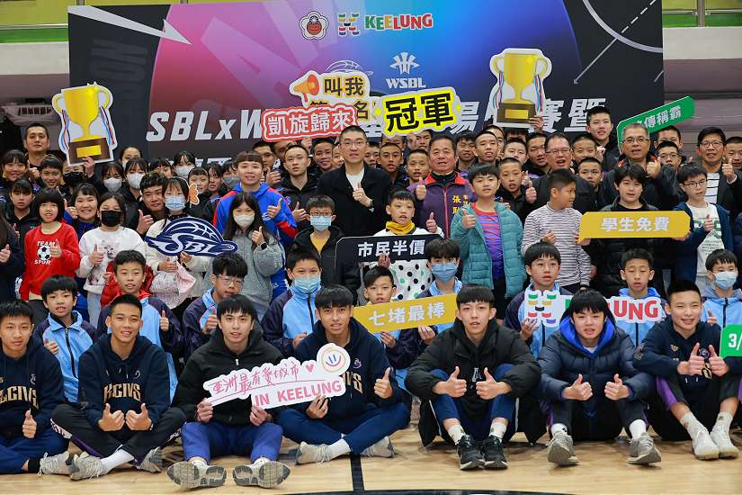 SBLxWSBL第四階段賽程3/28基隆開賽 謝國樑為銘傳國中晉級全國賽授旗 盼推動籃球各級銜接