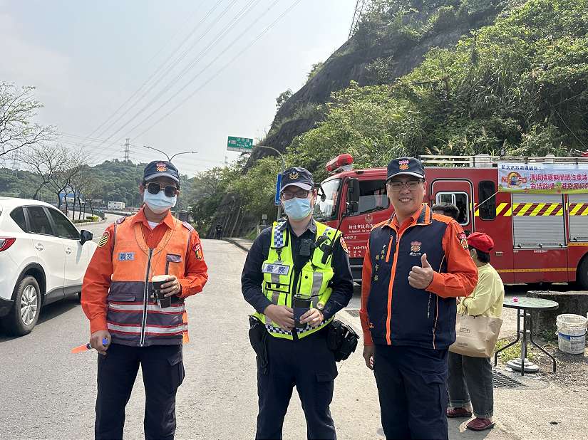 汐止警分局維護交通好安心　出門掃墓更放心