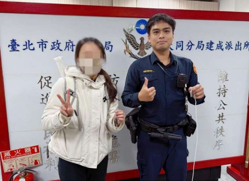 鑰匙掉入水溝女子求助無門／機智大同警巧製工具成功救援