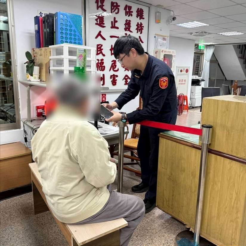 九旬翁趕掃墓手機不慎遺落 基警細心調電眼助尋回