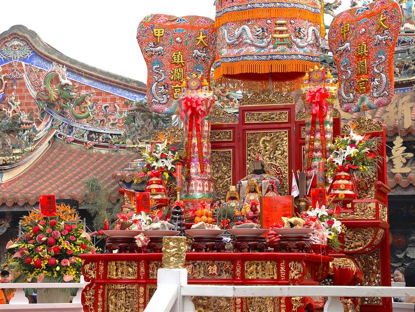 大甲媽祖遶境祝壽大典盛大舉行，上萬信眾同慶媽祖壽辰