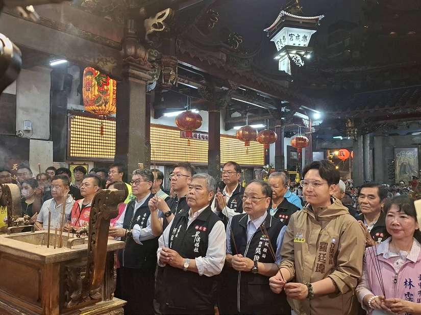 旱溪媽祖遶境十八庄圓滿成功 民政局長恭迎安座 祈求國泰民安