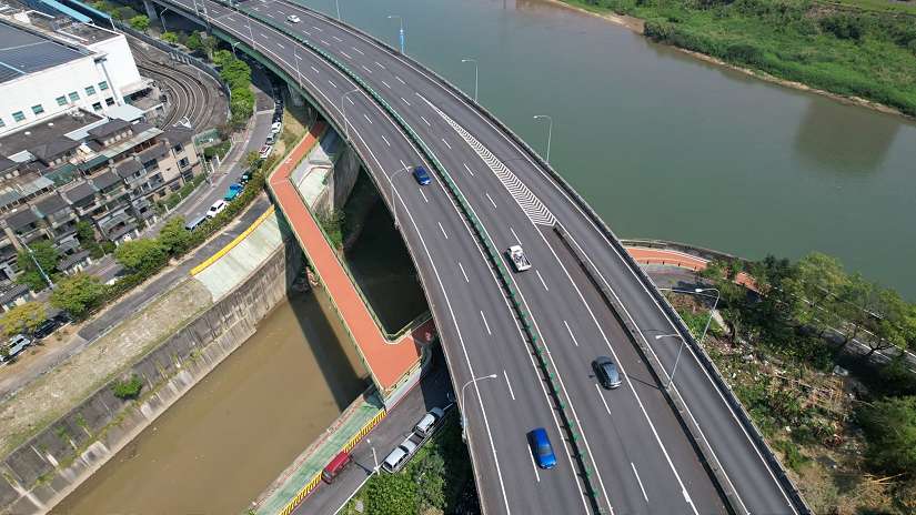 基隆河左岸自行車道最後一塊拼圖完成─跨越大坑溪自行車橋已開放通行