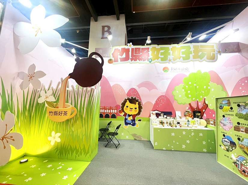 巨型桐花現身台北旅展 「竹縣好好玩」邀您吃喝玩樂搶限量