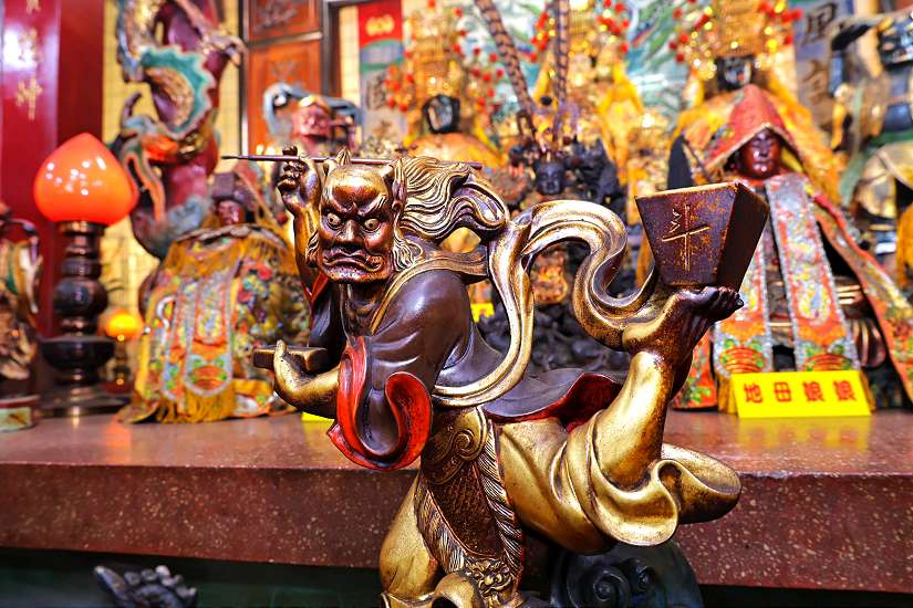 七堵慶濟宮媽祖魁星文化祭熱鬧登場,邱佩琳率市府團隊共襄盛舉
