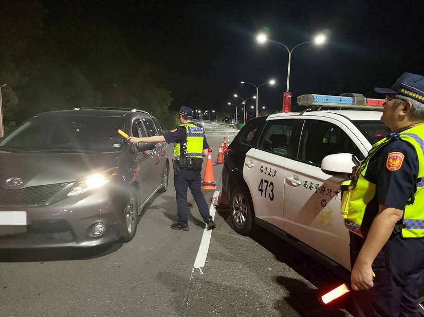 維護友善交通環境!汐止警境連續交通執法與宣導