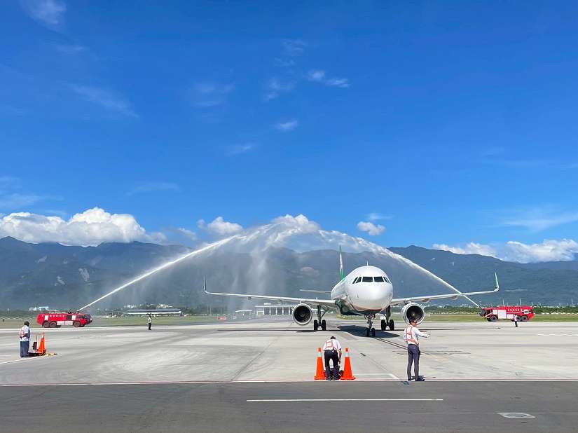 臺東縣政府拓展雙向直航觀光　澎湖首次包機正式啟動