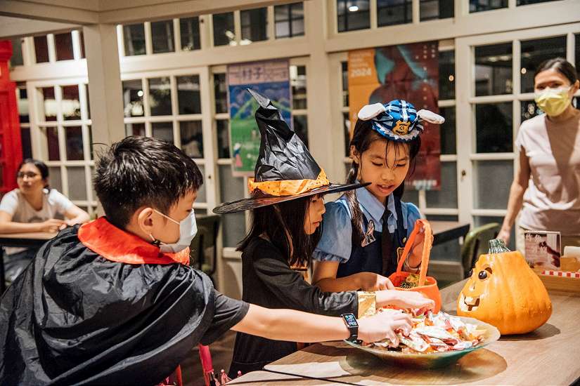 萬聖萌鬼來襲!屏東勝利星村變裝萬聖夜 邀您一起來搞怪