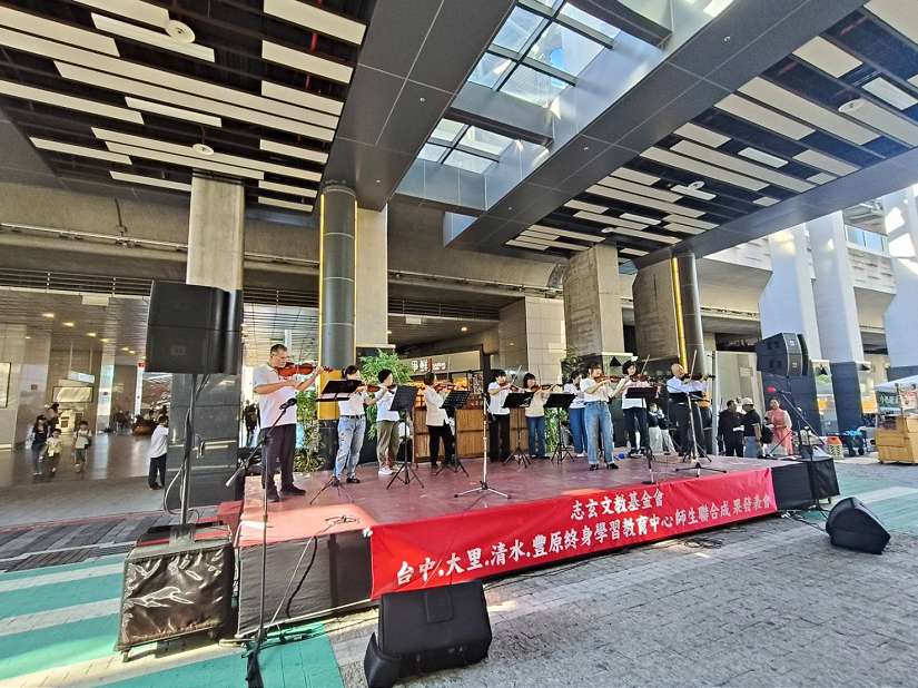 接駁、逛街、看表演一站式享受！ 豐原轉運中心串起花毯節最熱打卡點