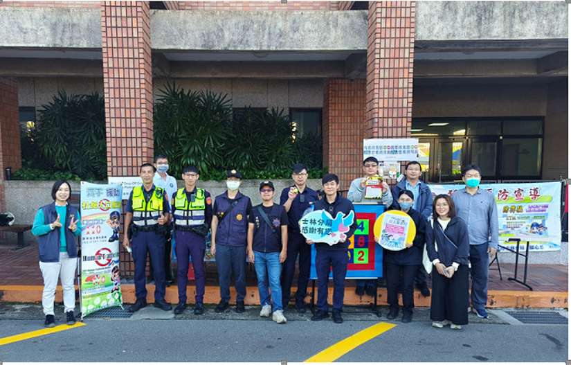 台北美國學校校慶超吸睛 大重機助陣成亮點