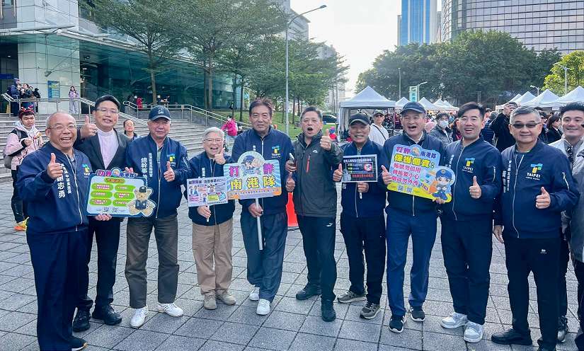 Q版警娃「聖誕傳愛」！藝起發聲宣導「識詐」