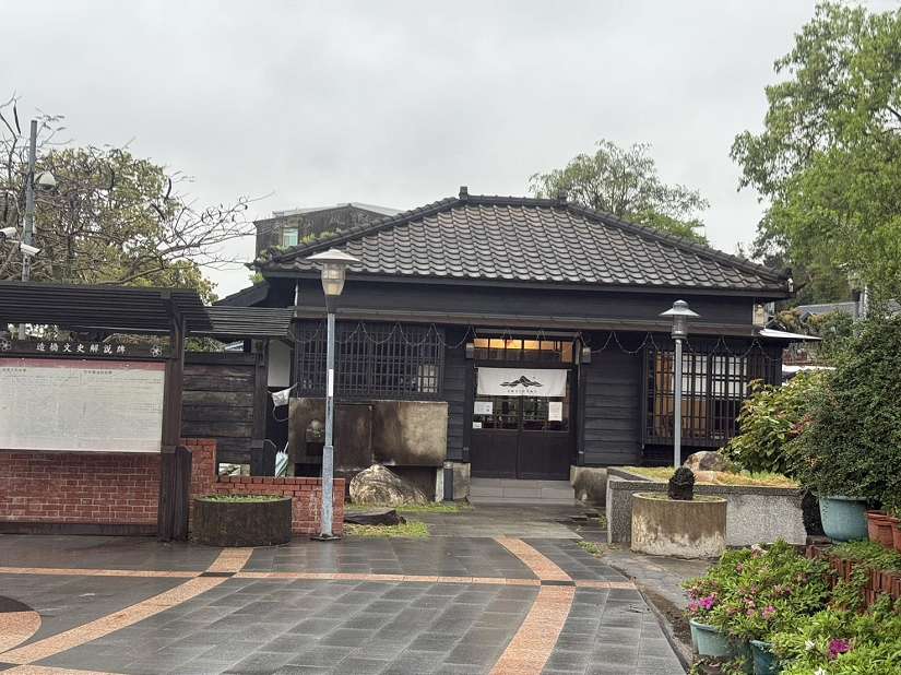 苗栗縣新增4處歷史建築　古蹟審議會通過登錄楊屋、車站及震災紀念碑群