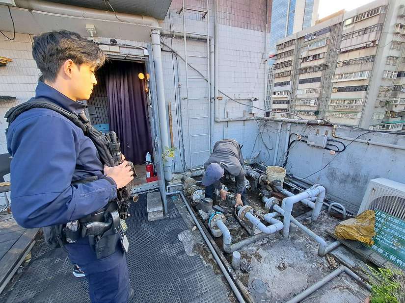 開鍘非法旅宿！北市觀傳局鐵腕執行非法日租斷水電 展現執法魄力