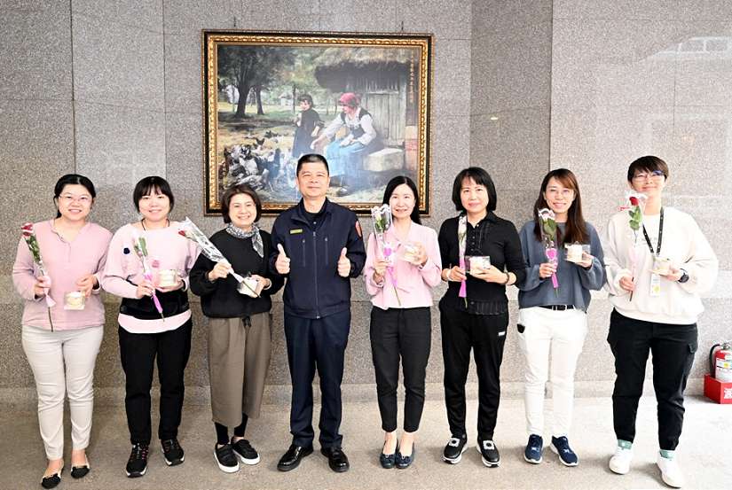 歡度溫馨婦女節 愛是幸福的滋味