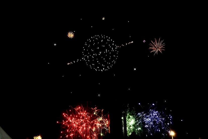 2026北野祭打造春日戶外生活節 180秒煙火與無人機共演 璀璨點亮屏北夜空