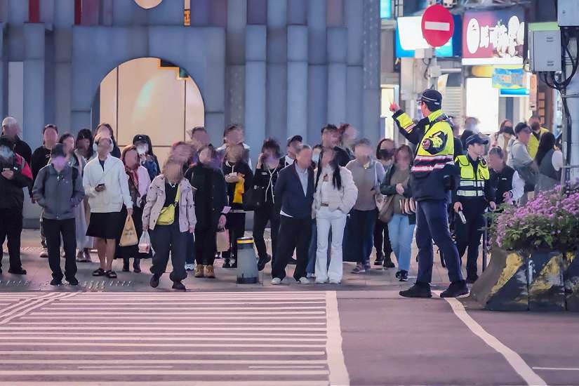 因應清明連假車潮 北市警全面啟動交通疏導