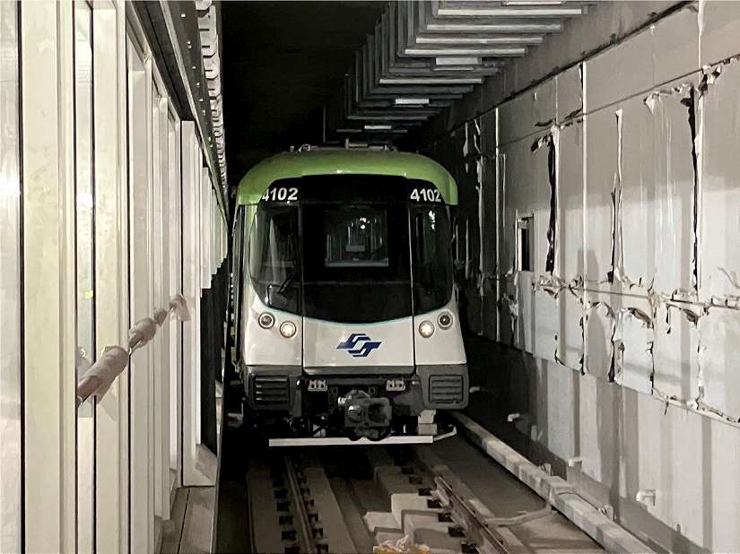捷運萬大線主線測試再邁新里程碑 電聯車正式進入主線動態測試階段