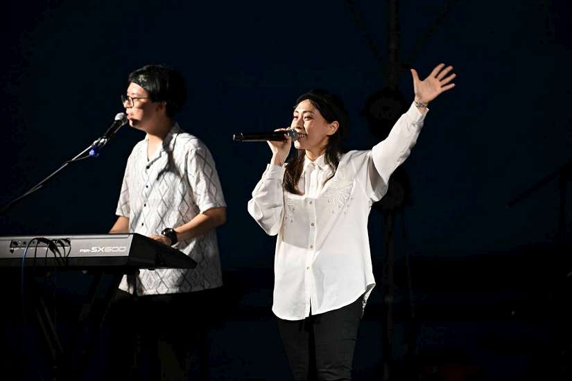 金曲準歌后洪佩瑜金樽開唱吸引2千人共賞 台東最美星空揭開夏夜序幕