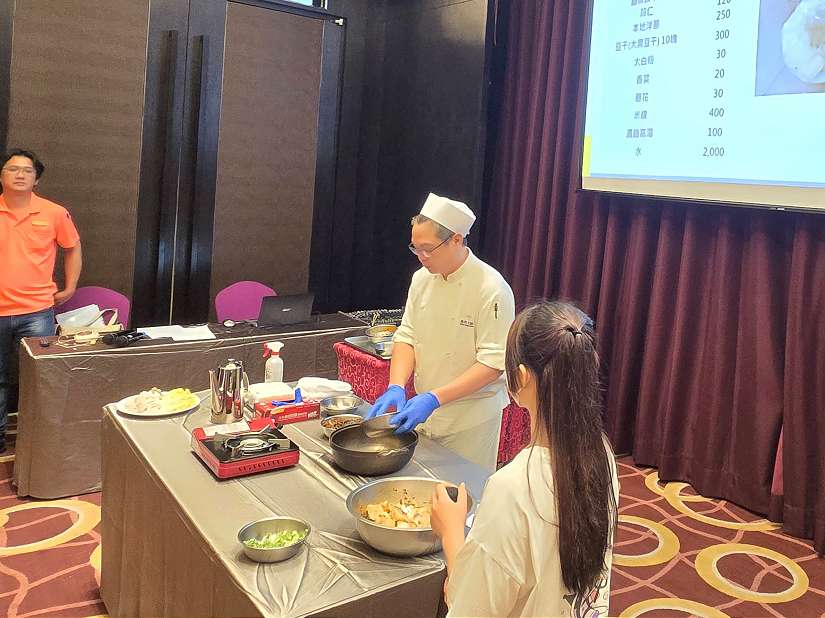 從一道料理開始實踐淨零綠生活 新北環保局攜手福容台北二館推廣綠食飯桌