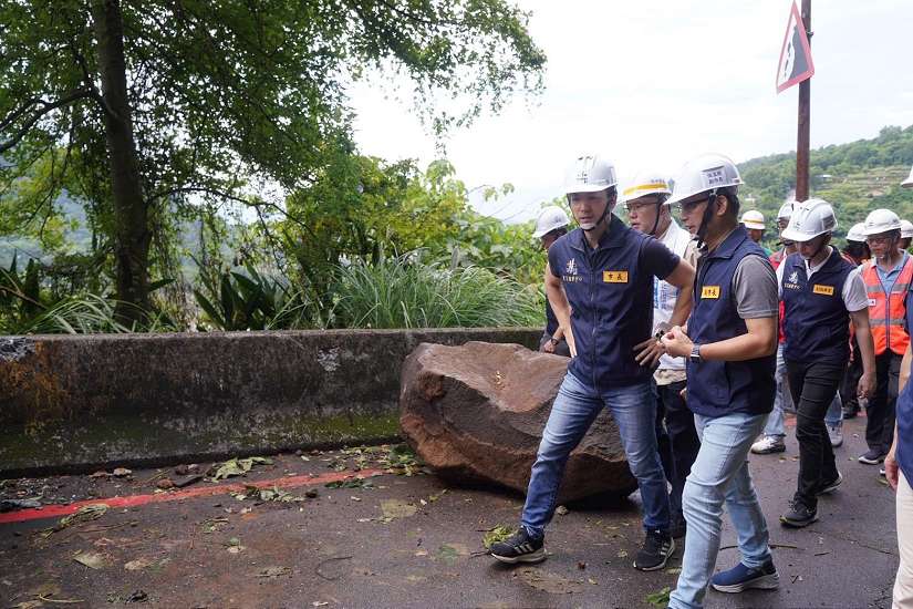 視察北投土石崩落與考場整備 蔣萬安：確保市民安全與考生權益